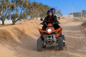 Traversée des sentiers & palmeraies :